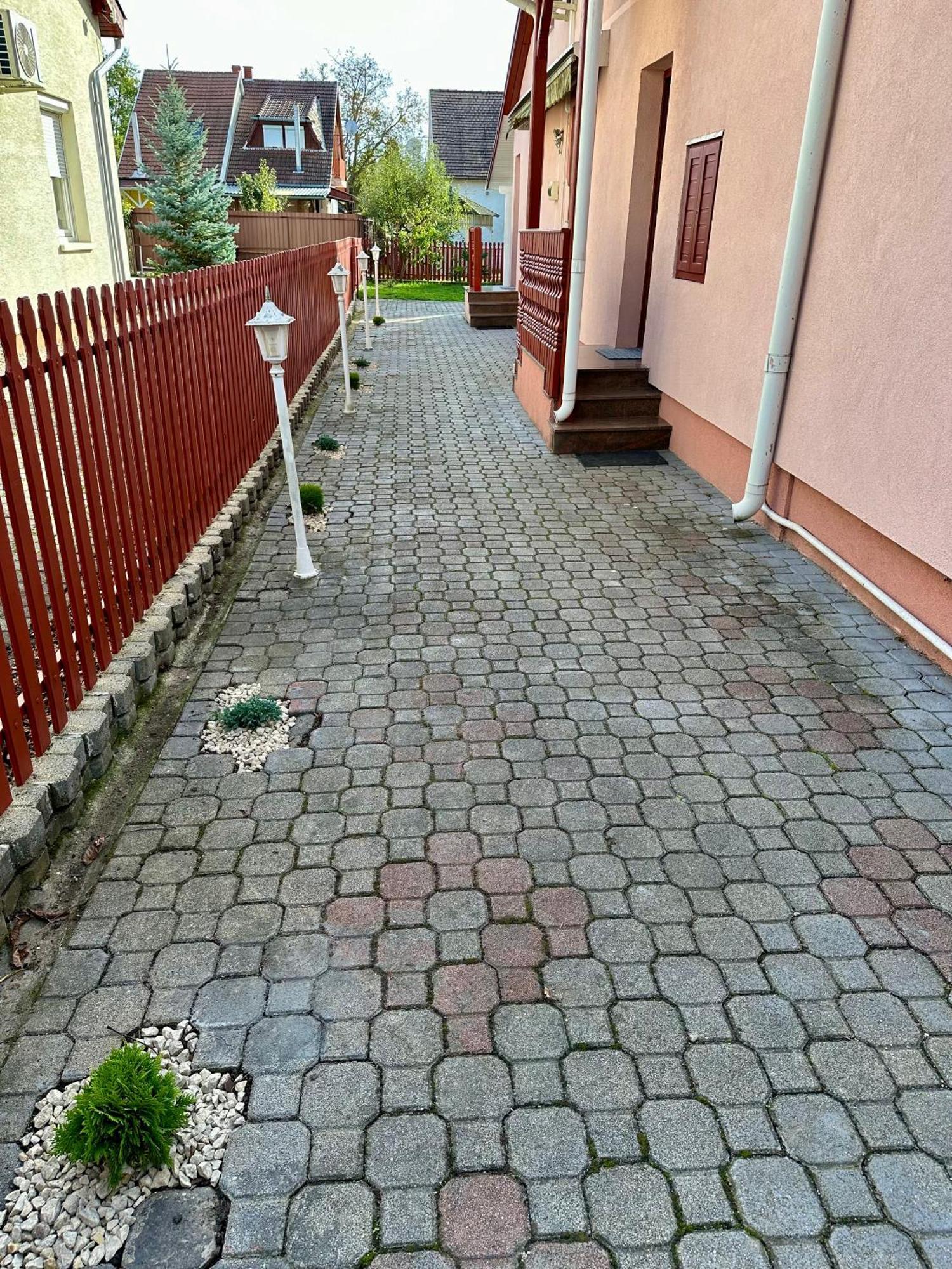 Andrea Apartman Bük Eksteriør billede